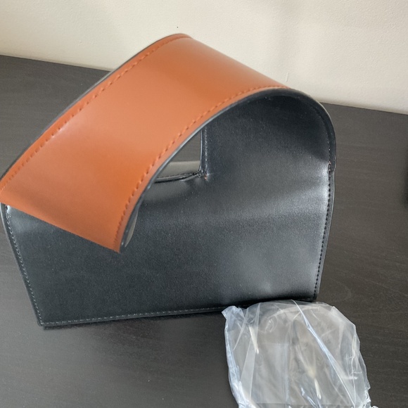 Bird in Bag Small Crossbody - Picture 4 of 7